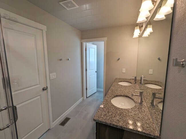 Photo - 3 Bedroom, 2.5 Bathroom with two car garage House