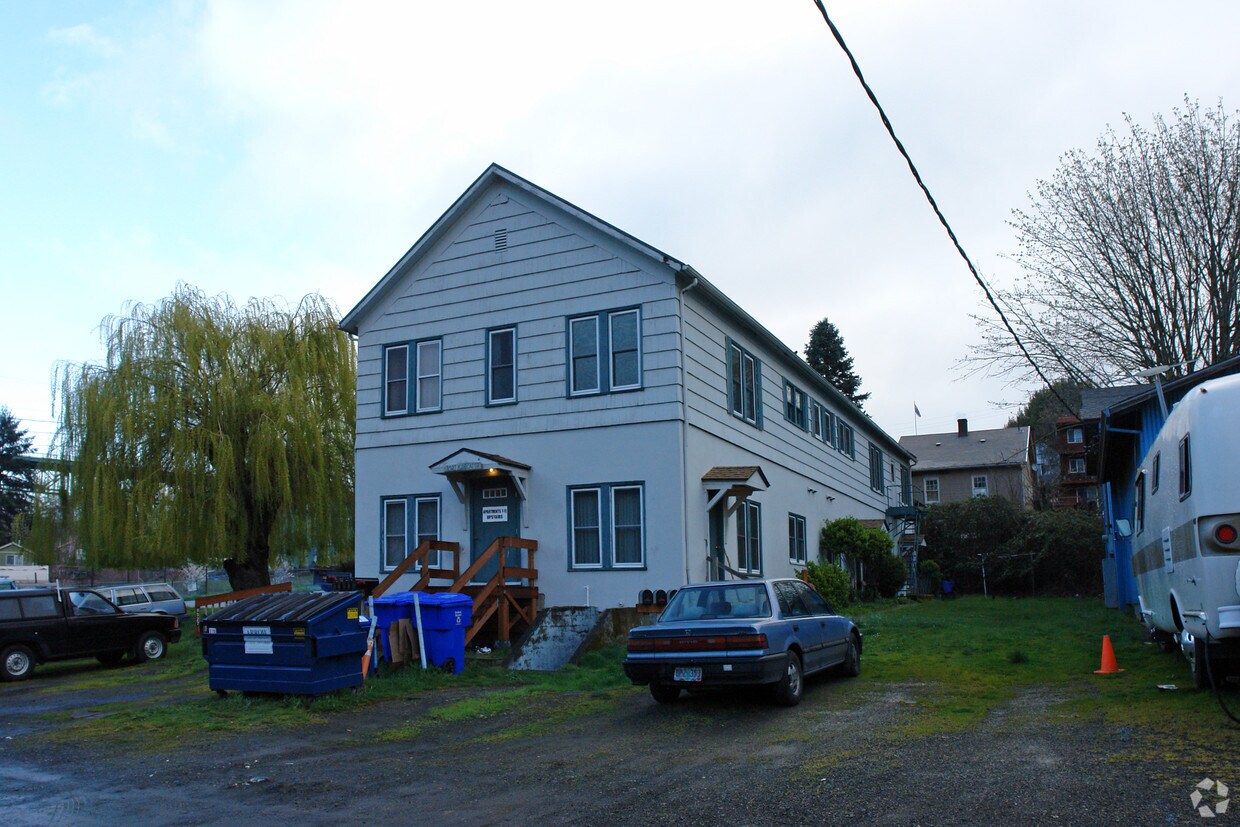 Primary Photo - Burlington Apartments