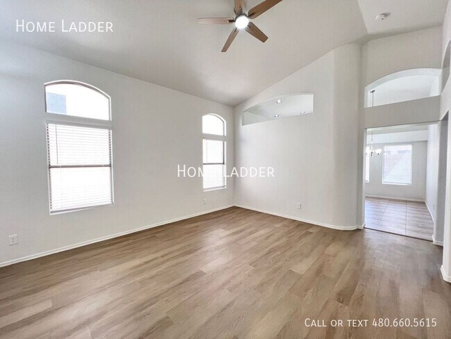 Foto del edificio - 753 E Whitten St