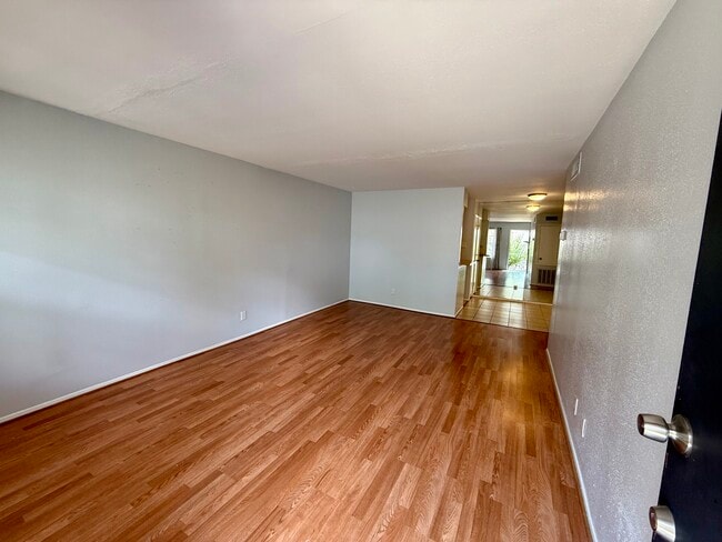 Building Photo - 5550 N. Braeswood Blvd