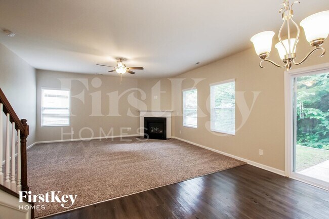 Foto del edificio - 8054 Hereford St