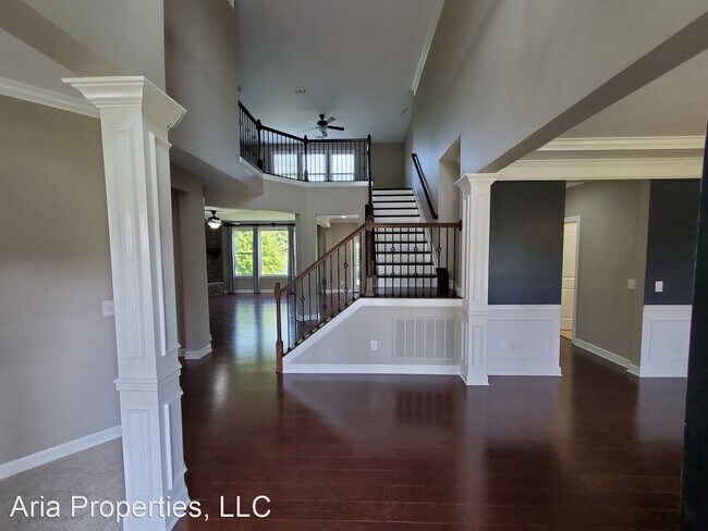 Foto del edificio - 5 br, 4 bath House - 202 Terri Park Way