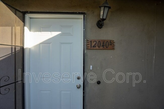 Building Photo - 12040 1/2 DEANA ST.