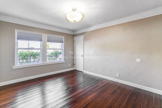 Building Photo - 1335 Mariposa St