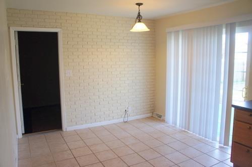 Building Photo - 233 Mimosa Ave