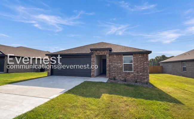 Building Photo - 15 Vineyard Dr