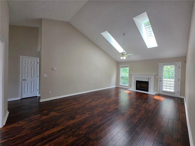Building Photo - 2397 Ashbury Ct