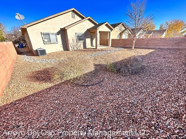 Building Photo - 3 br, 2 bath House - 857 Blue Sage Ave SW