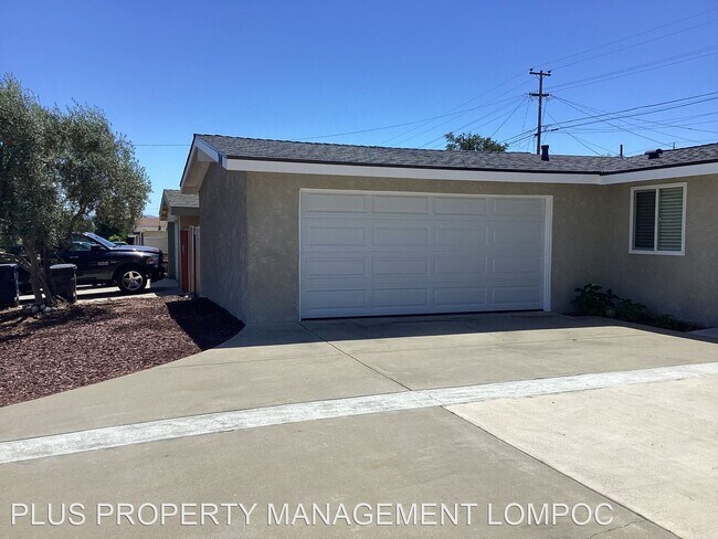 Building Photo - 3 br, 1.5 bath House - 3669 Via Orilla