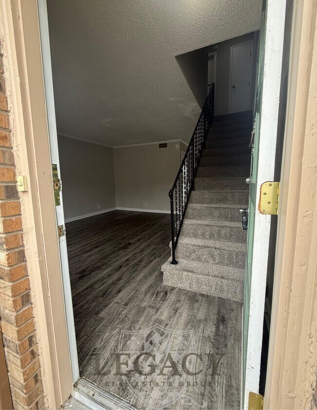 Foto del edificio - 1073 Harold Dr