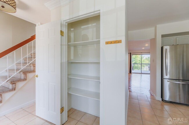 Foto del edificio - 104 Maple Hill Dr