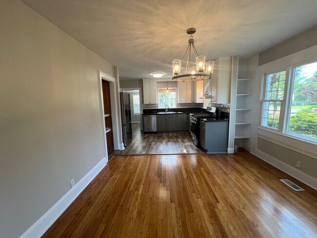 Building Photo - 2534 McNeill Cir
