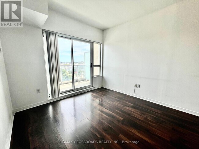 Photo du bâtiment - 4600 Steeles Ave E