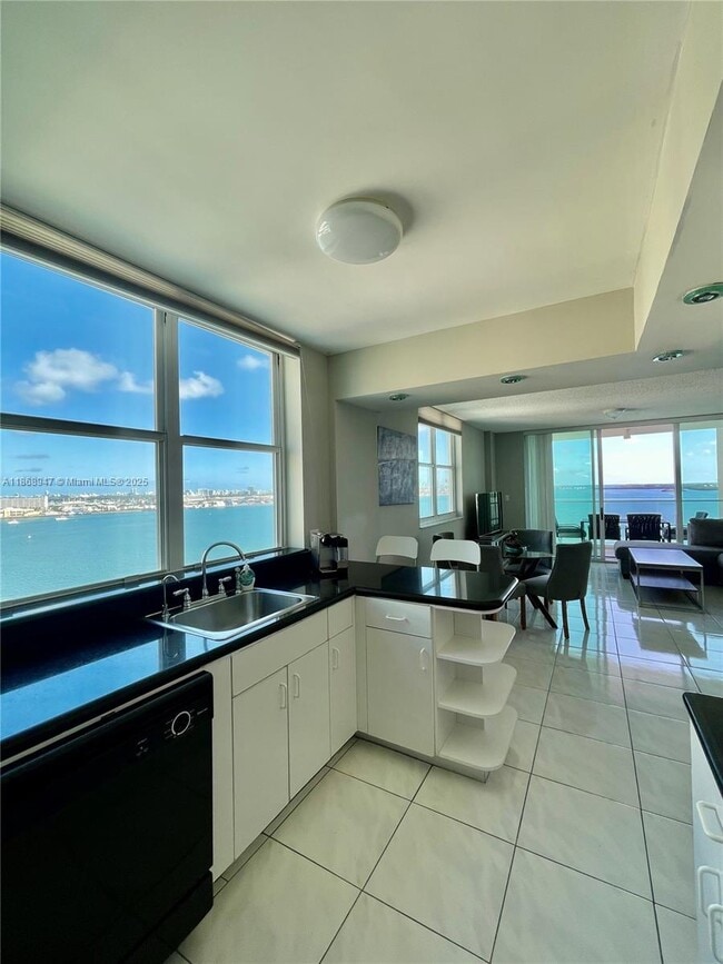 Foto del edificio - 800 Claughton Island Dr