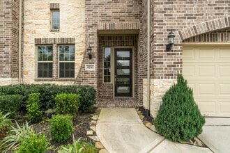 Building Photo - 8710 Burdekin Rd