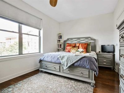 Foto del edificio - 172 Culver Ave