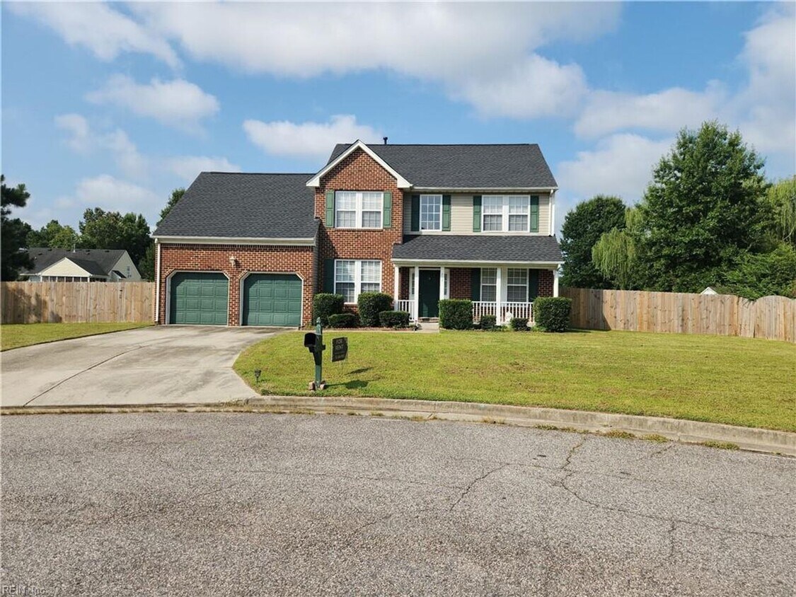 Primary Photo - 202 Red Duck Cir