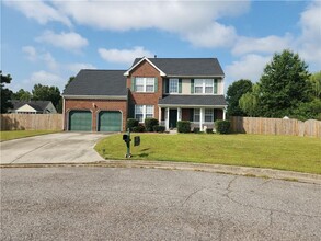 Building Photo - 202 Red Duck Cir