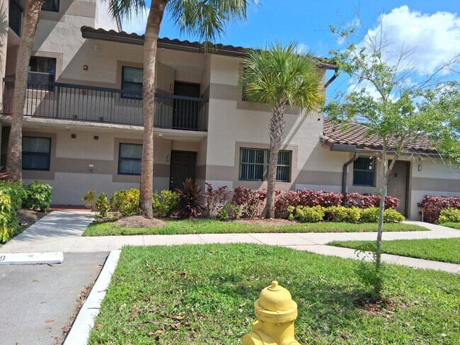 Photo - 9829 Nob Hill Ln Apartment