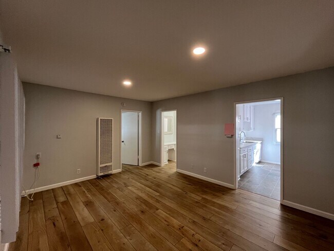Foto del interior - 7056 Lanewood Ave