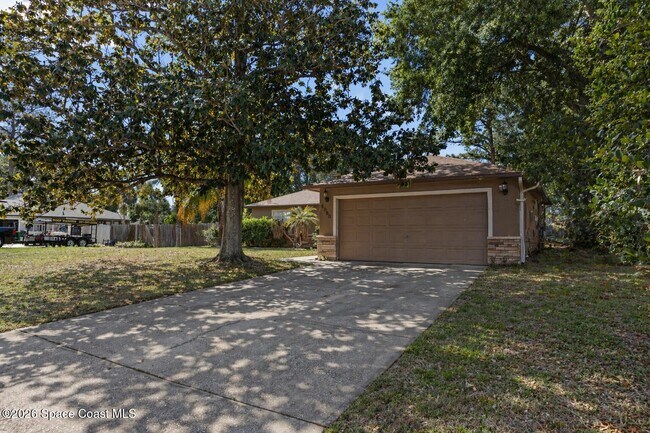 Foto del edificio - 6080 Chapman St