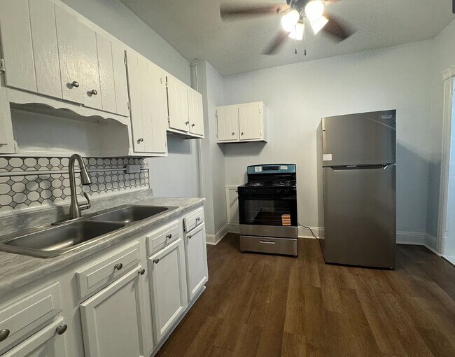 Foto del edificio - 1151 E 4th St
