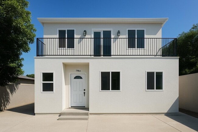 Building Photo - 7344 Topeka Dr
