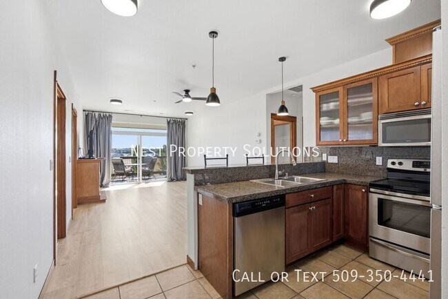Foto del edificio - 6432 Melby Way NE