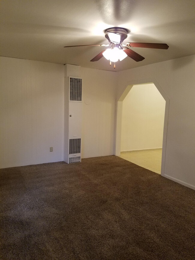 Building Photo - 593 14th St