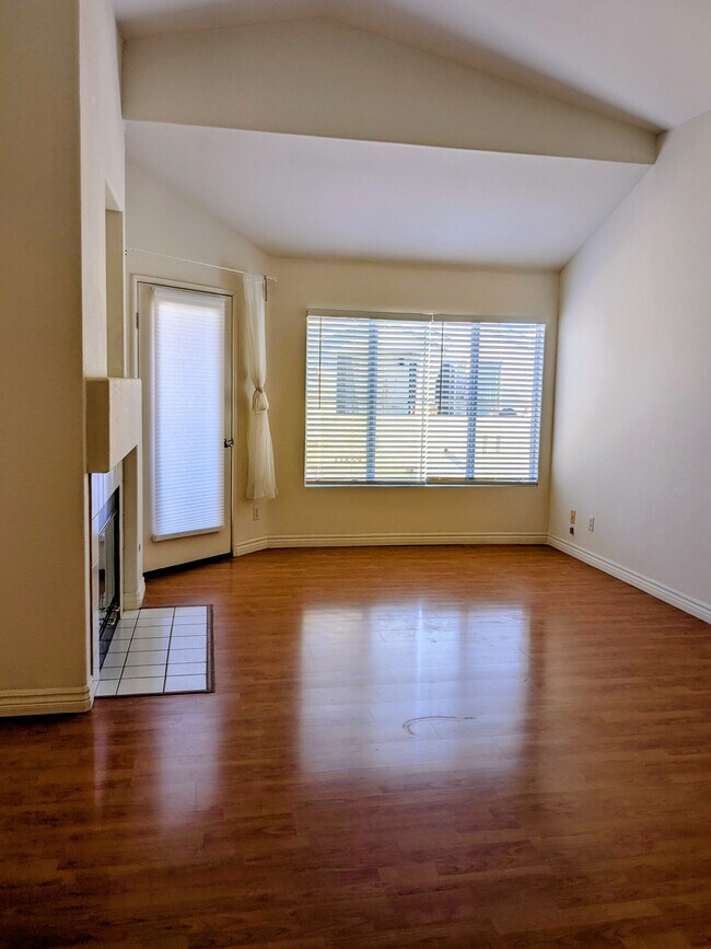 Foto del edificio - 11861 Spruce Run Dr