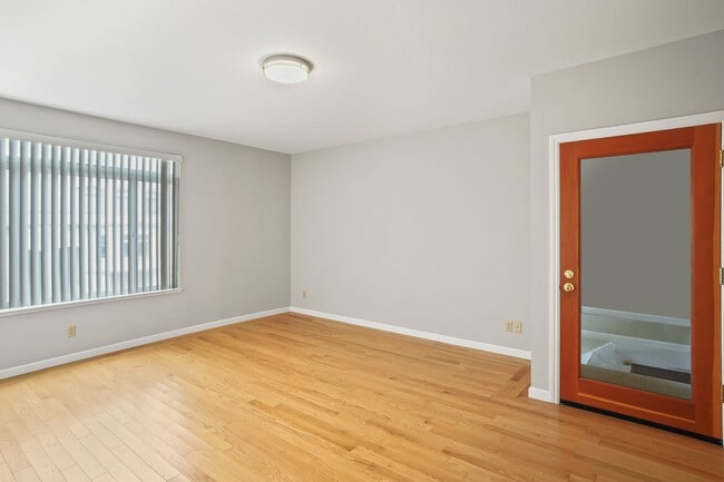 Foto del edificio - Spacious 3Bd/2Ba in SF Richmond District!
