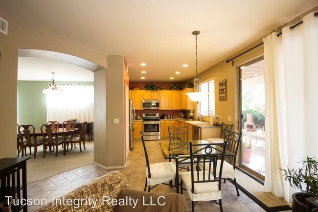 Building Photo - 3473 N Paseo de San Agustin