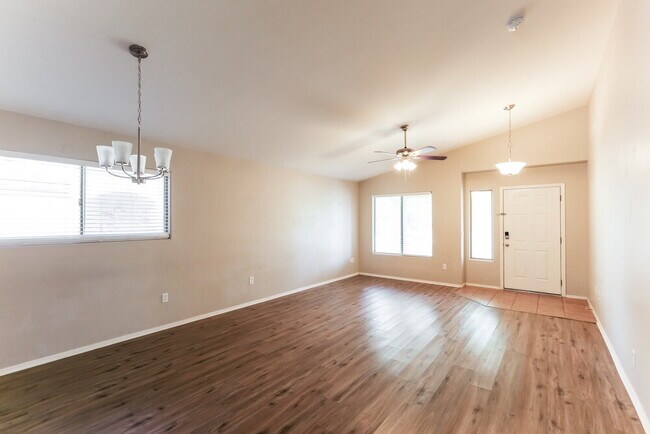 Foto del edificio - 11320 W Cotton Bale Ln