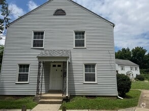 Building Photo - 369 N Roosevelt Ave