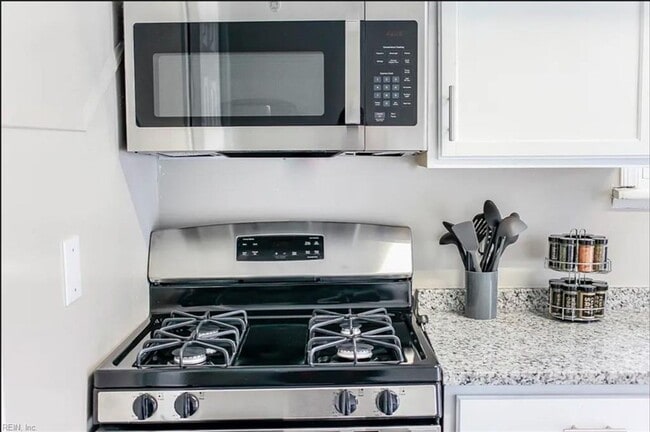 Building Photo - 1265 Pall Mall St