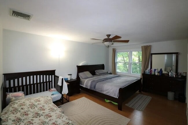 Building Photo - 10 Samoset Rd