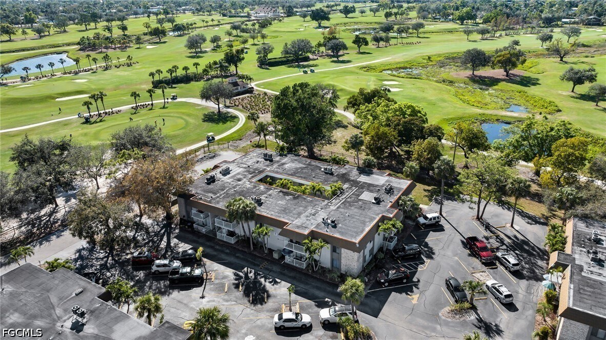 Foto del edificio - 1830 Maravilla Ave