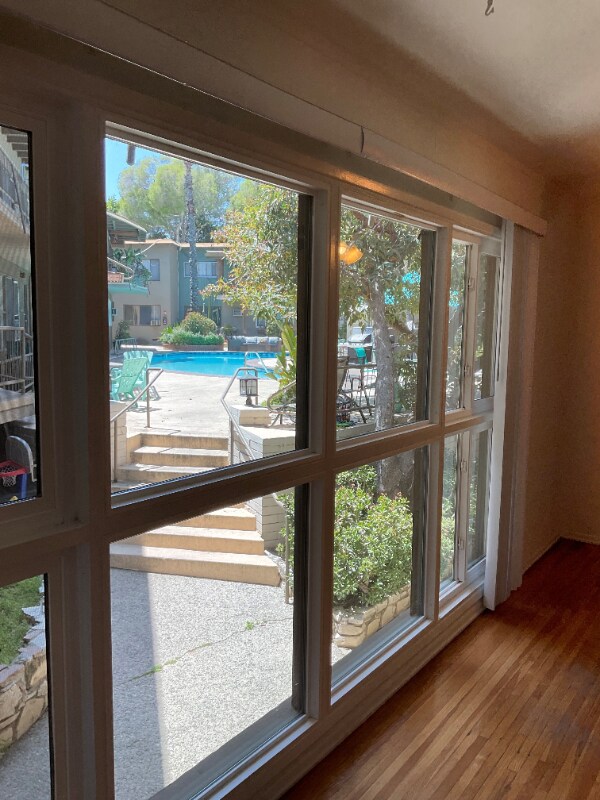 Foto del edificio - 11940 Laurelwood Dr