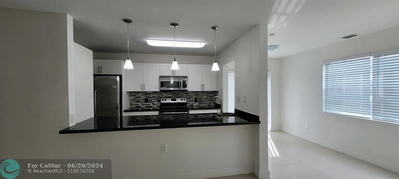 Primary Photo - 15275 SW 107th Ln
