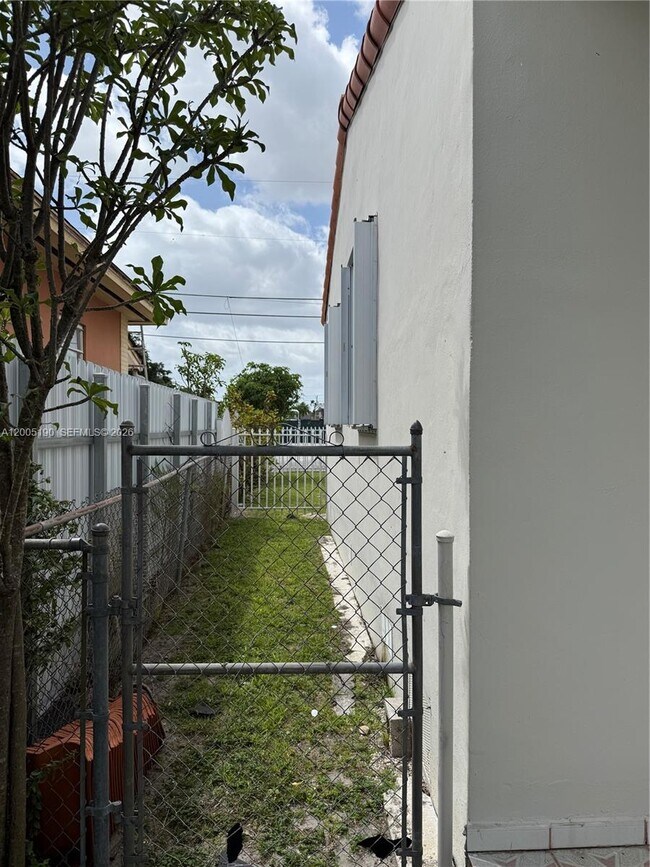 Foto del edificio - 7231 NW 2nd Terrace