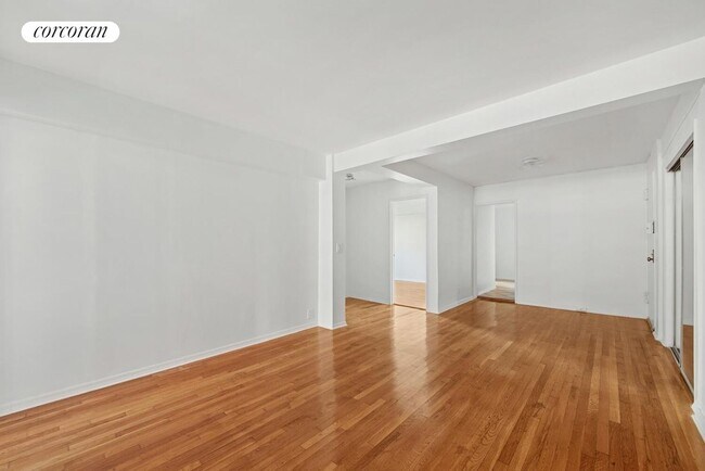 Foto del edificio - 401 W 56th St
