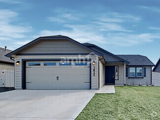 Building Photo - 3824 Bobwhite St