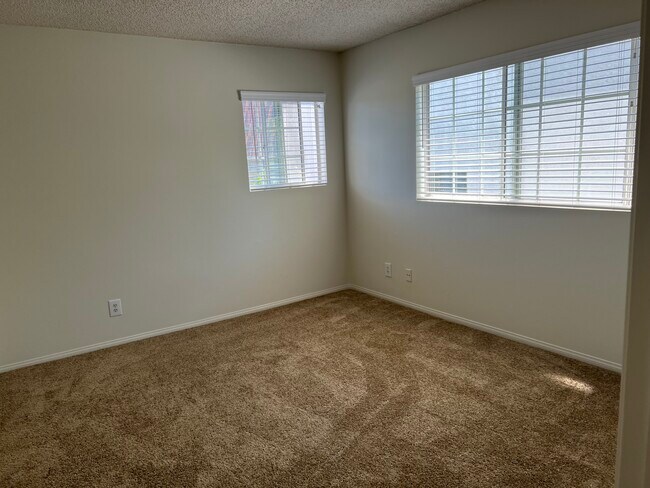 Bedroom - 201 W Palm Ave