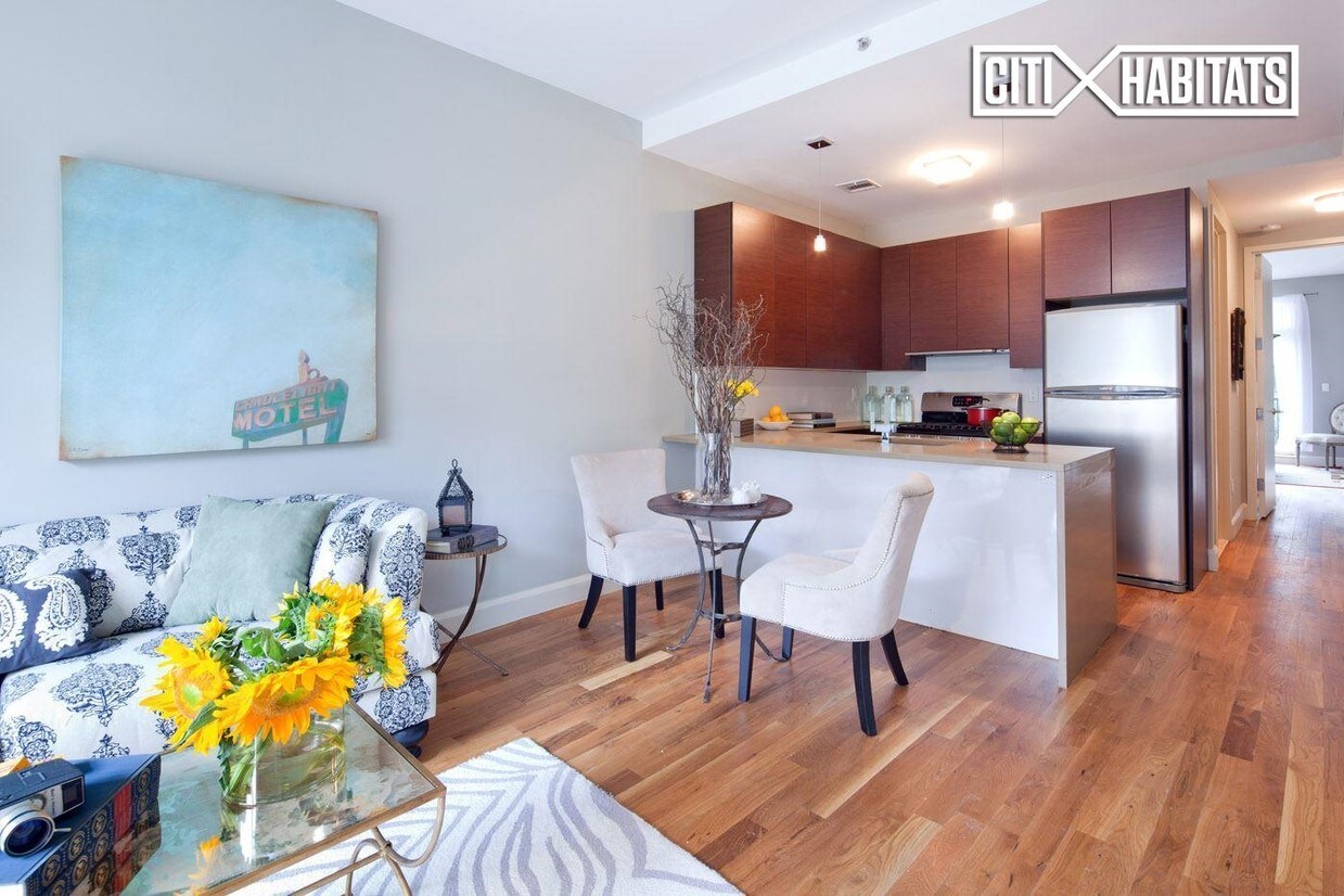 Foto principal - 86 S 1st St
