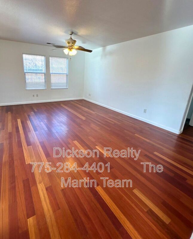 Building Photo - 986 Montero Dr