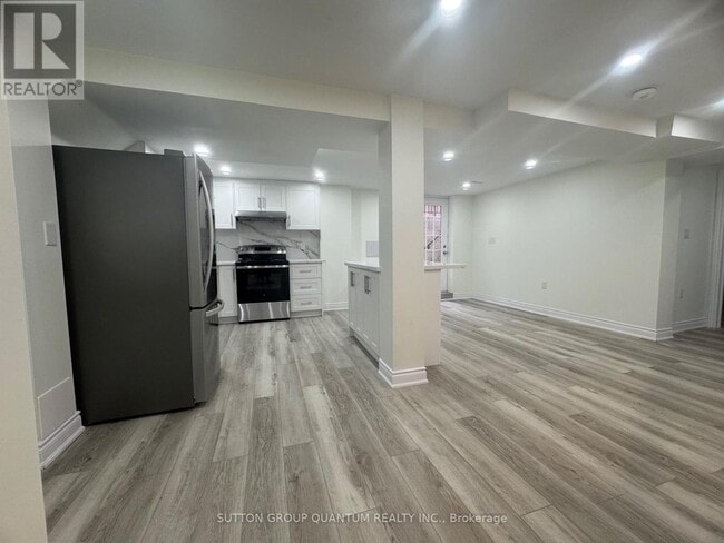 Building Photo - 136 Atkins Cir