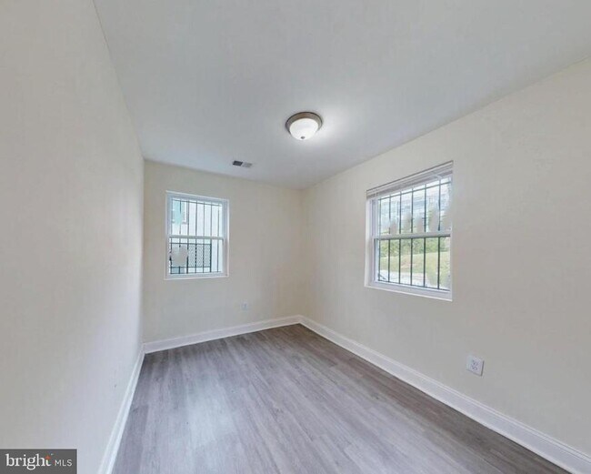 Foto del edificio - 4230 6th St SE