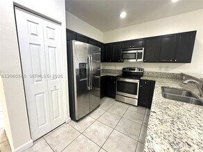 Building Photo - 11544 SW 151 Ave