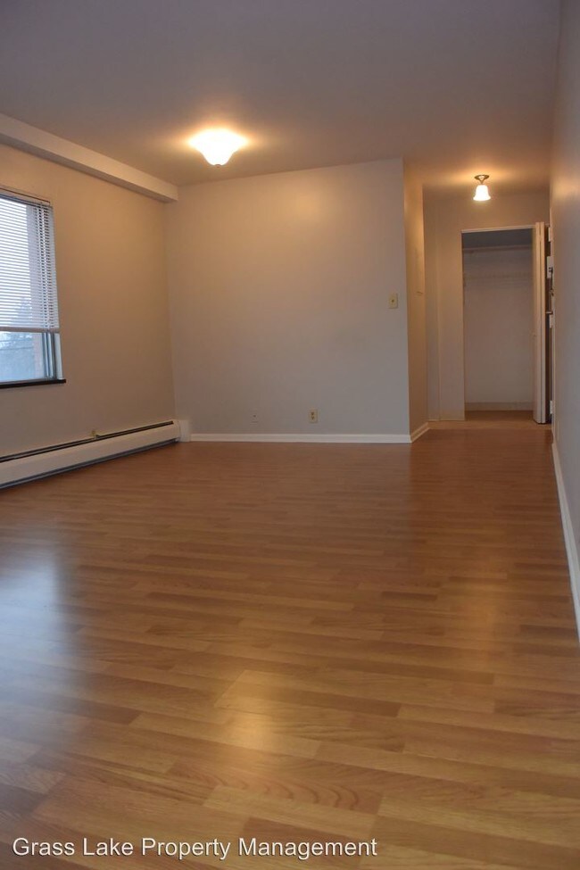 Building Photo - 2915 W 50th St