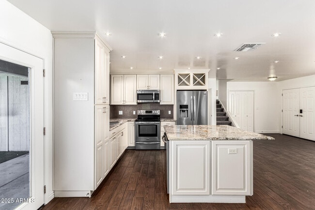 Foto del edificio - 4971 N Granite Reef Rd